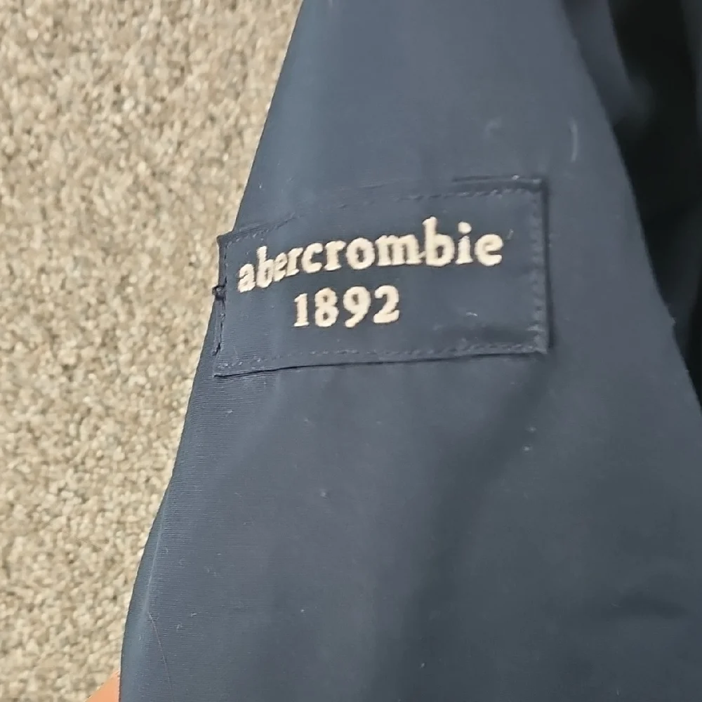 Abercrombie Kids Dark Blue Hooded Puffer Coat - Picture 7 of 7